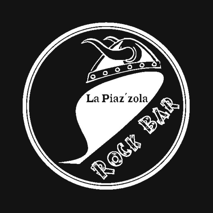 La imagen muestra un logotipo, también relacionado con un bar de rock. El fondo es de color negro y el logotipo está encerrado en un círculo blanco con un contorno fino. Dentro del círculo, hay una lengua estilizada y enrollada que parece ser parte de una boca abierta, reminiscente del logo de los Rolling Stones, pero con diferencias distintivas. La lengua tiene una textura y está adornada con un piercing o adorno. Rodeando la parte superior del círculo, hay texto en letras blancas cursivas que dice "La Piazzola". A lo largo del borde inferior del círculo, siguiendo su curvatura, hay letras blancas que anuncian "ROCK BAR". El estilo del texto es informal y juguetón, lo que sugiere un ambiente animado y posiblemente temático.