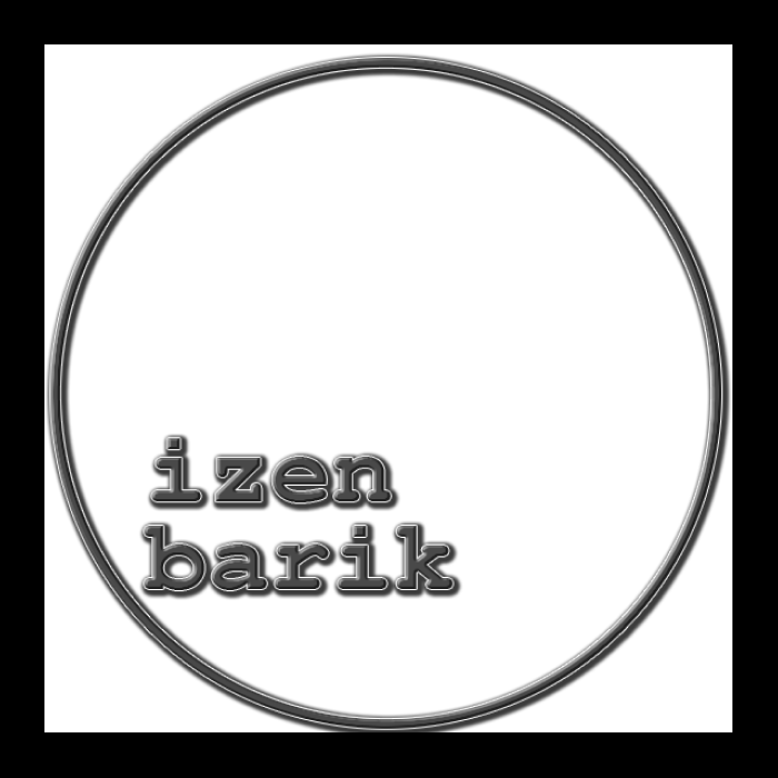 La imagen muestra un diseño de logotipo simple y elegante. Consiste en la frase "izen barik" en minúsculas, centrada dentro de un círculo delgado. La tipografía es moderna, con un efecto tridimensional que da a las letras una apariencia de relieve.  La frase "izen barik" se traduce del euskera como "sin nombre", lo que podría sugerir un enfoque en la anonimidad o en el concepto de que el lugar está abierto a todos sin etiquetas. Este tipo de nombre es intrigante y puede despertar la curiosidad, lo que podría ser una estrategia intencionada para atraer la atención y el interés.  El uso del círculo puede simbolizar unidad, integridad y comunidad. La paleta de colores en blanco y negro del logotipo es clásica y sofisticada, lo que indica que el lugar podría ser un establecimiento minimalista y moderno, como un café, una galería de arte, un bar de cócteles o incluso un espacio comunitario. El diseño es limpio y sin distracciones, lo que enfatiza la accesibilidad y la apertura del lugar que representa.